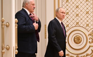 Putin nuk ka arritur ta bind Lukashenkon – Bjellorusia nuk do t’i bashkohet Rusisë në pushtimin e Ukrainës
