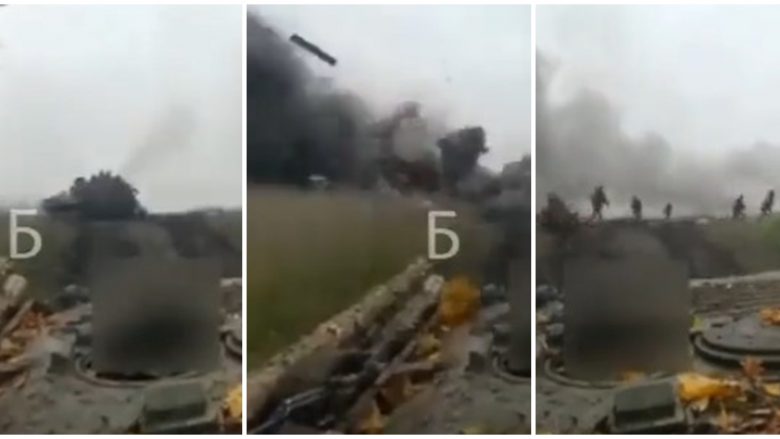 Tanku rus bie në minën anti-tank, ushtarët vrapojnë në të gjitha anët për t’i shpëtuar më të keqes