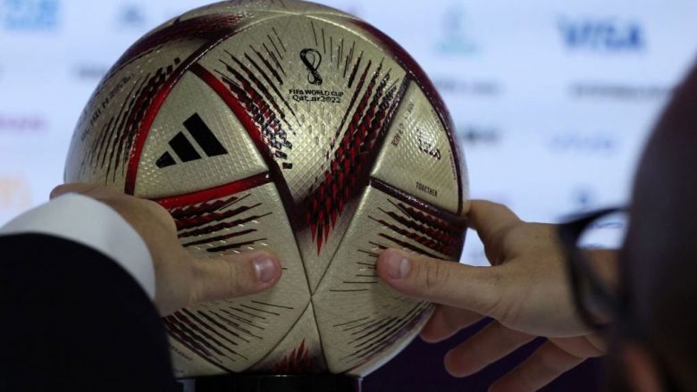 ‘Lamtumirë Al Rihla, mirë se vjen Al Hilm’ – FIFA prezanton topin ‘Ëndrra’ që do të përdoret në gjysmëfinale dhe finale