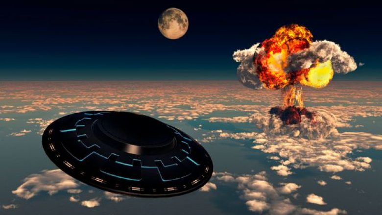 “Udhëtari në kohë” pretendon se në vitin 2023 do të ketë luftë midis njerëzve dhe alienëve