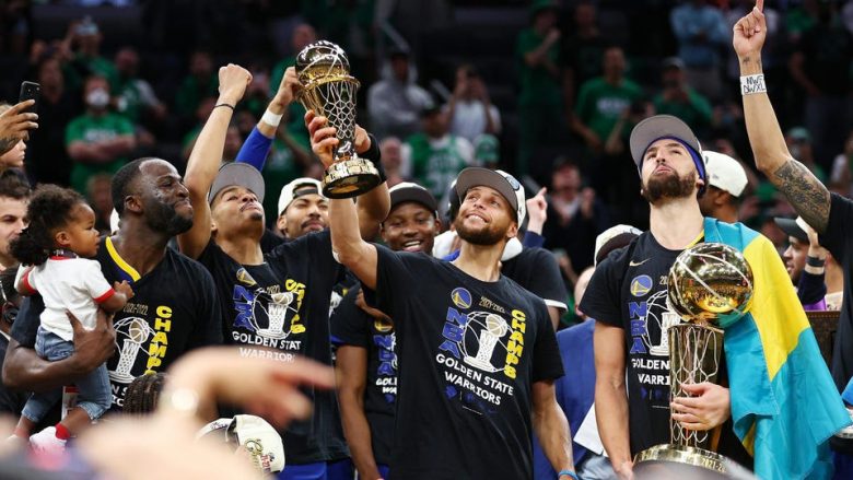 Golden State Warriors dominoi në vitin 2022 në NBA, kampion për herë të shtatë në elitën e basketbollit amerikan