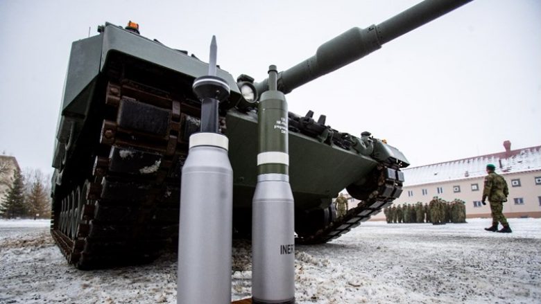 Zelensky kritikon Gjermaninë për tanket: Nuk kemi kohë, bota nuk ka kohë