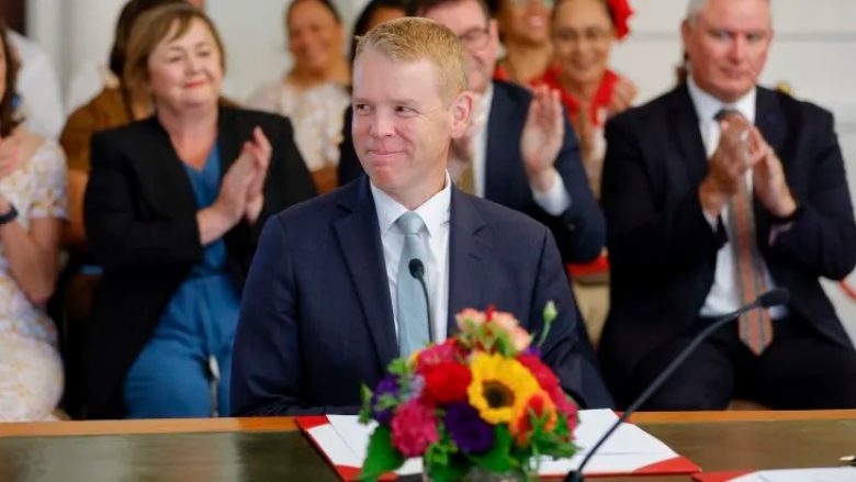 Chris Hipkins betohet si kryeministri i 41-të i Zelandës së Re