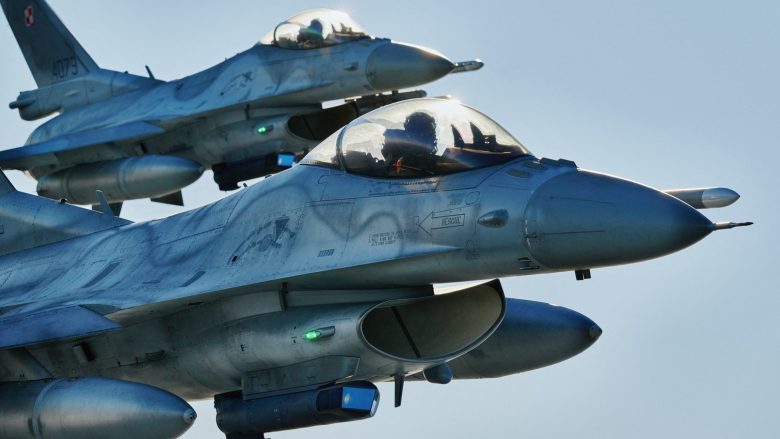 Lockheed Martin gati të dorëzojë aeroplanë luftarakë F-16 në Kiev