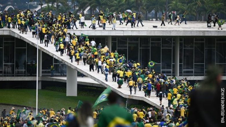 Gjykata e Lartë në Brazil urdhëron arrestimin e zyrtarë të lartë, për hyrjen e dhunshme në institucionet qeveritare