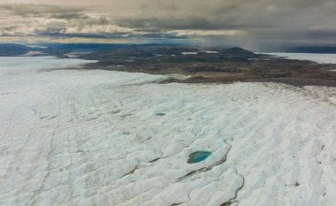 Temperaturat në Grenlandë nuk kanë qenë kaq të ngrohta në të paktën 1000 vjet, raportojnë shkencëtarët