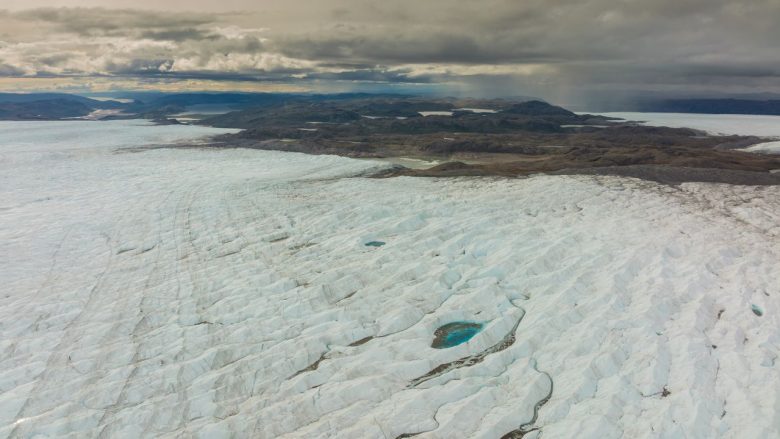 Temperaturat në Grenlandë nuk kanë qenë kaq të ngrohta në të paktën 1000 vjet, raportojnë shkencëtarët