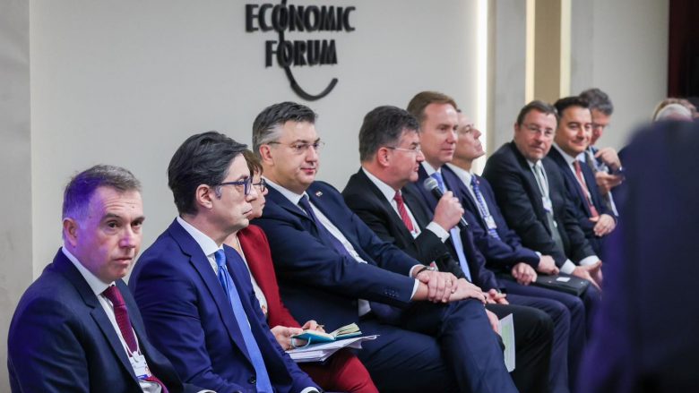 Pendarovski në dialogun diplomatik për Ballkanin Perëndimor në Davos