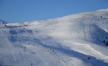 Nga nesër fillon sezoni i ri i skijimit në Kodrën e Diellit!