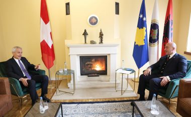 Haradinaj takon ambasadorin zviceran: Kosova është falënderuese për përkrahjen e dhënë në të gjitha proceset
