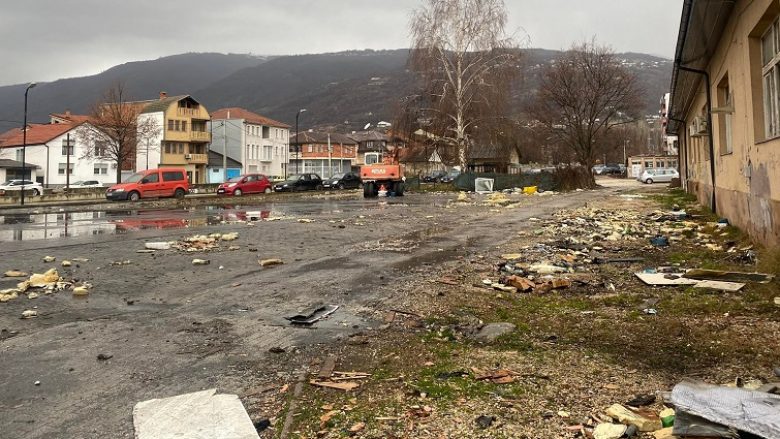 Largohen mbetjet e spitalit modular në Tetovë, paralajmërohet vendosja e pllakës përkujtimore