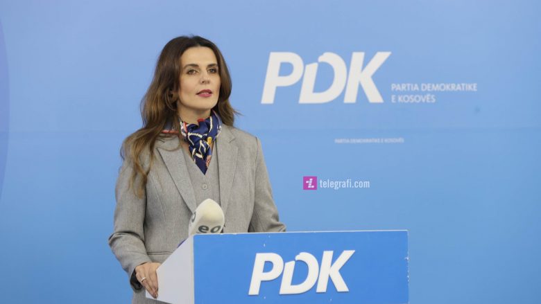 Çitaku kritika ndaj Qeverisë Kurti: Po mbron ambasadorin Berishaj, e po mohon fjalën për UÇK-në