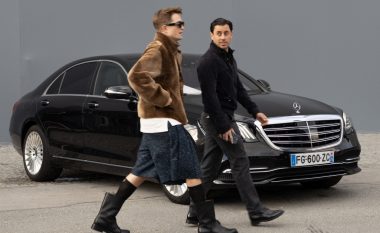 Robert Pattinson veshi një fund për “Dior”-in, Beckham dhe i biri elegant – emocionues në pistë dhe në publik