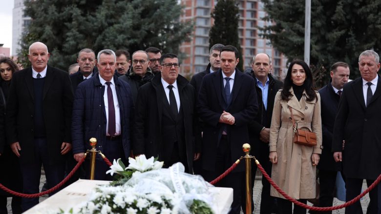 17 vjet nga vdekja e Rugovës, Abdixhiku: Sot e ndjejmë mungesën e urtësisë, politikës dhe vizionit të tij