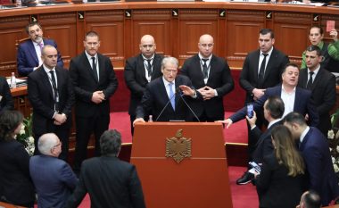 Kërkohet përjashtimi me 10 ditë nga Kuvendi i Berishës dhe tre deputetëve të PD-së