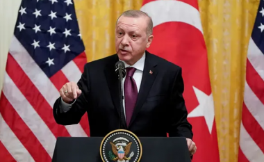 Türkiye – diplomatët amerikanë bien dakord ta quajnë Turqinë ashtu siç ka kërkuar Erdogani