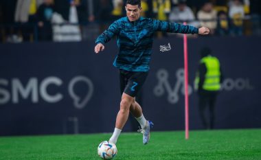 Ronaldo mban stërvitjen e parë me Al Nassr, ovacione nga publiku në çdo top të prekur nga ai