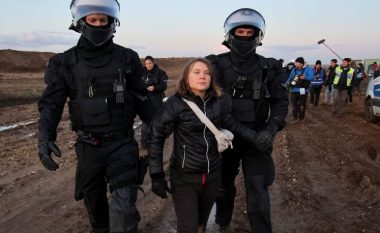 Greta Thunberg u lirua nga policia pas një arrestimi në protestat kundër minierës në Gjermani