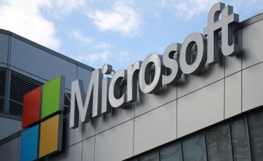 Microsoft në bisedime për të investuar 10 miliardë dollarë në kompaninë OpenAI