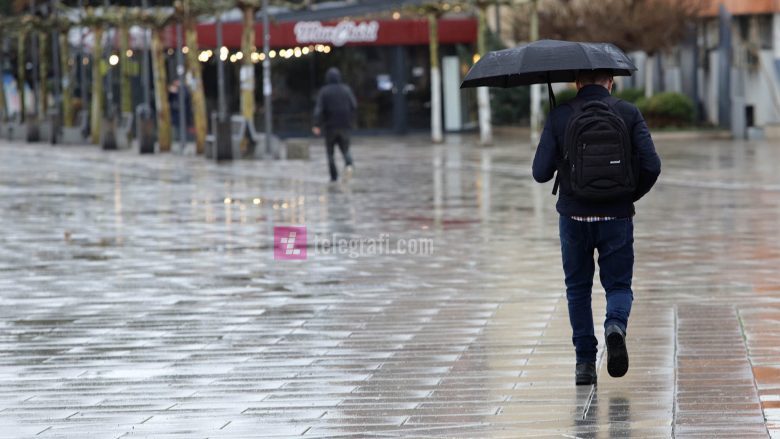 IHMK paralajmëron sërish reshje shiu, thotë se situata mund të vështirësohet në zonat e përmbytura