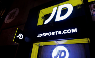 Firma britanike JD Sports thotë se në sulmet e mëhershme kibernetike hakerët janë qasur në të dhënat e klientëve të tyre