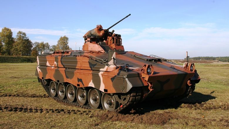 Trajnime për tanke, ushtarët e parë ukrainas arrijnë në Gjermani