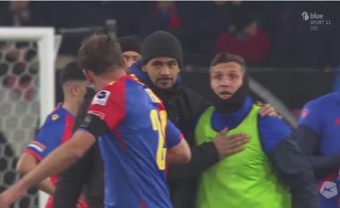 Taulant Xhaka konfrontohet me kapitenin e Baselit pas humbjes, Graniti shpërthen ndaj të gjithëve në Instagram