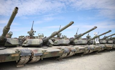 Në ‘valën e parë’, Ukraina do të marrë deri në 140 tanke