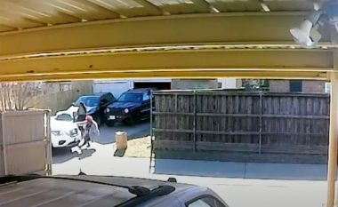 Një grua shkel me veturë fqinjen në Texas – mosmarrëveshja filloi për mbeturinat