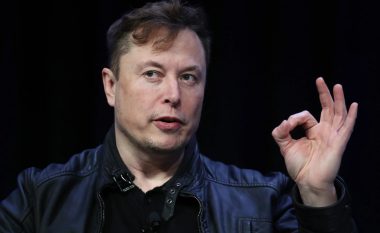 Elon Musk paralajmëron për 'një rrezik masiv' që po i afrohet botës