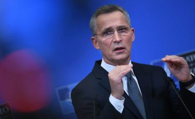 Stoltenberg: Ukraina së shpejti mund të presë një dërgesë më të madhe të armëve të rënda