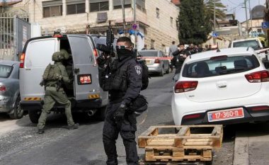Të shtëna të tjera me armë në Jerusalemin lindor, disa orë pas sulmit në sinagogë nga i cili mbetën shtatë të vdekur