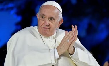 Papa Françesku: Homoseksualiteti është mëkat, por jo krim