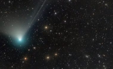 Kometa e gjelbër po i afrohet Tokës për herë të parë në 50 mijë vjet