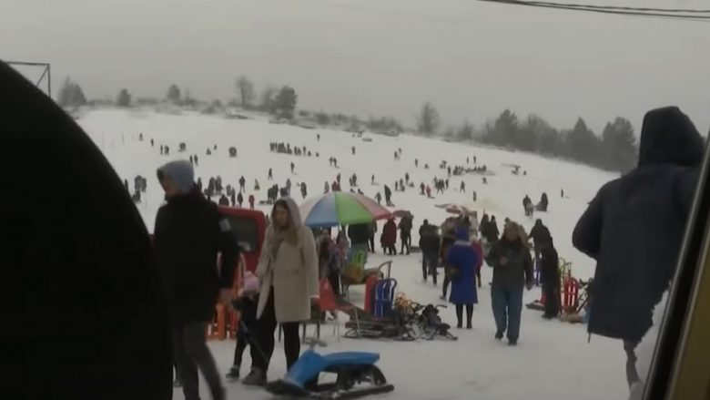 Bora rikthen turistët në Kosovë