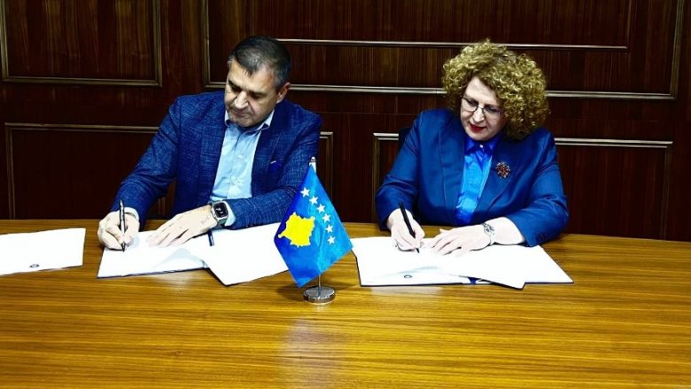 Parashihet të hapen së paku 300 vende pune, ministrja Hajdari nënshkruan marrëveshje për projektin strategjik