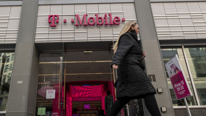 Janë hakuar 37 milionë klientë të T-Mobile