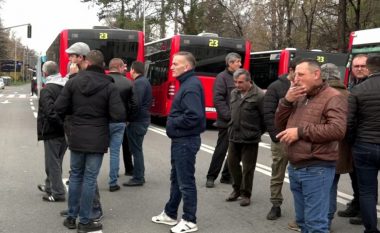 Transportuesit privat në Shkup: Anulojmë protestën përshkak ardhjes së delegacionit bullgar