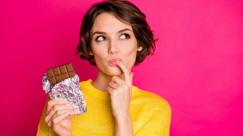 Shkencëtarët zbuluan përse e duam aq shumë çokollatën: Jo për shkak të sheqerit