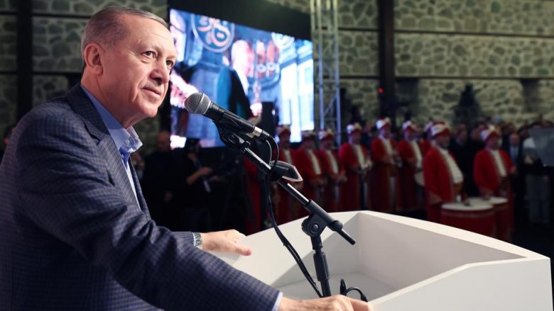 Macron i Francës ‘jo i sinqertë’ – thotë Erdogan