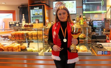 Bleonita Sejdiu nga Kosova shpallet shitësja më e mirë në Gjermani