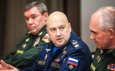 Rusia shkarkon komandantin ushtarak të njohur si ‘Gjeneral Armageddon’