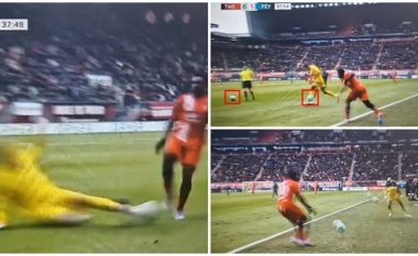 Skena qesharake në derbin e Eredivisie: Portieri bëri njëri ndër veprimet më të pazakonta