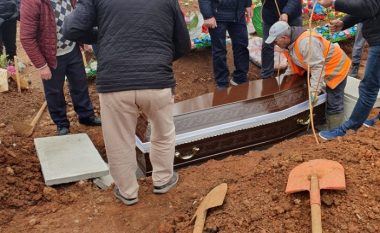 Varroset kuksiani i vrarë në Prizren, babai i tij: Serbinë e luftuam bashkë, kurrë nuk besoja se kemi plumba për shqiptarë