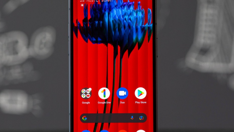 Nothing Phone (1) merr versionin e dytë beta të Android 13