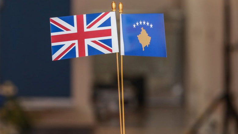 Ambasada britanike në Kosovë me njoftim të rëndësishëm për aplikuesit e vizave turistike