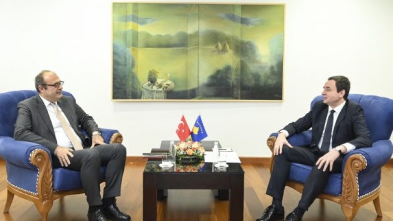 ​Kurti e Sakar vlerësojnë thellimin dhe zgjerimin e marrëdhënieve bilaterale Kosovë – Turqi