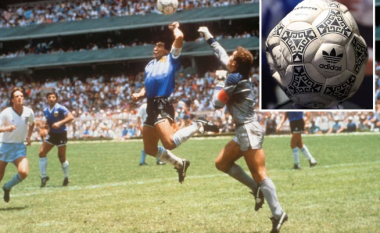 Del në ankand topi, të cilin e goditi Maradona me “Dora e Zotit”
