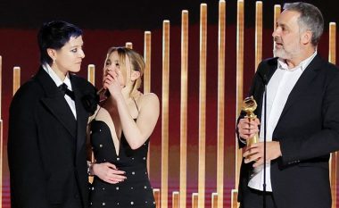 Aktorja e “House of the Dragon”, Milly Alcock doli e dehur në skenën e Golden Globes – pamjet bëhen virale