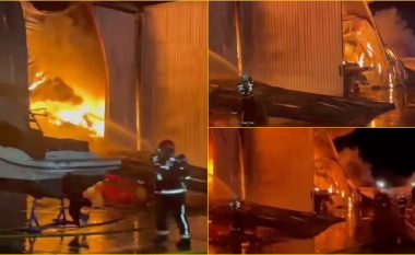 Rreth 80 varka me vlerë miliona euro janë shkatërruar pasi një zjarr i madh përfshiu një depo në Marbella, Spanjë